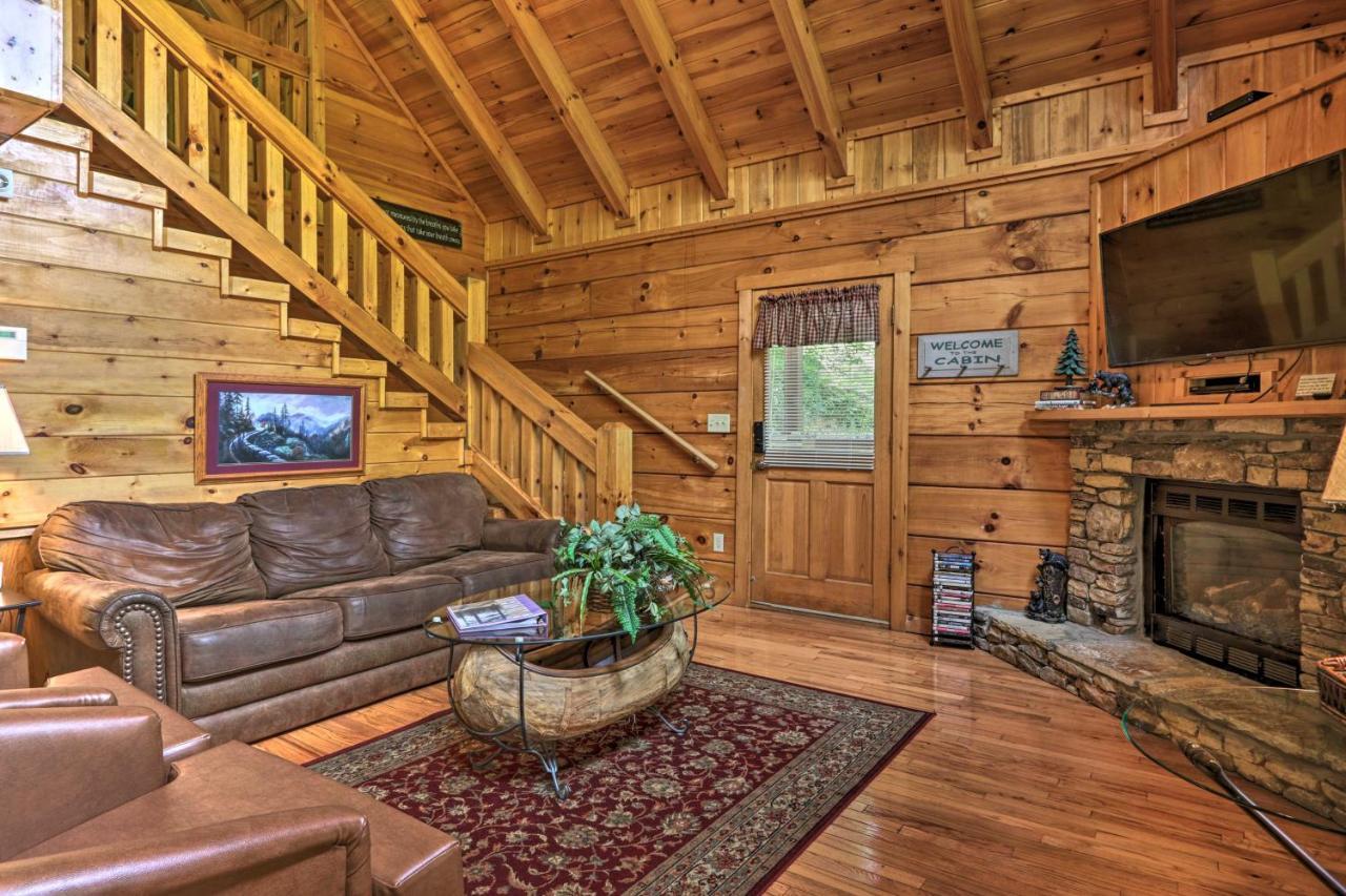 Villa Gatlinburg Mountainside Escape With Deck And Hot Tub! Exterior foto