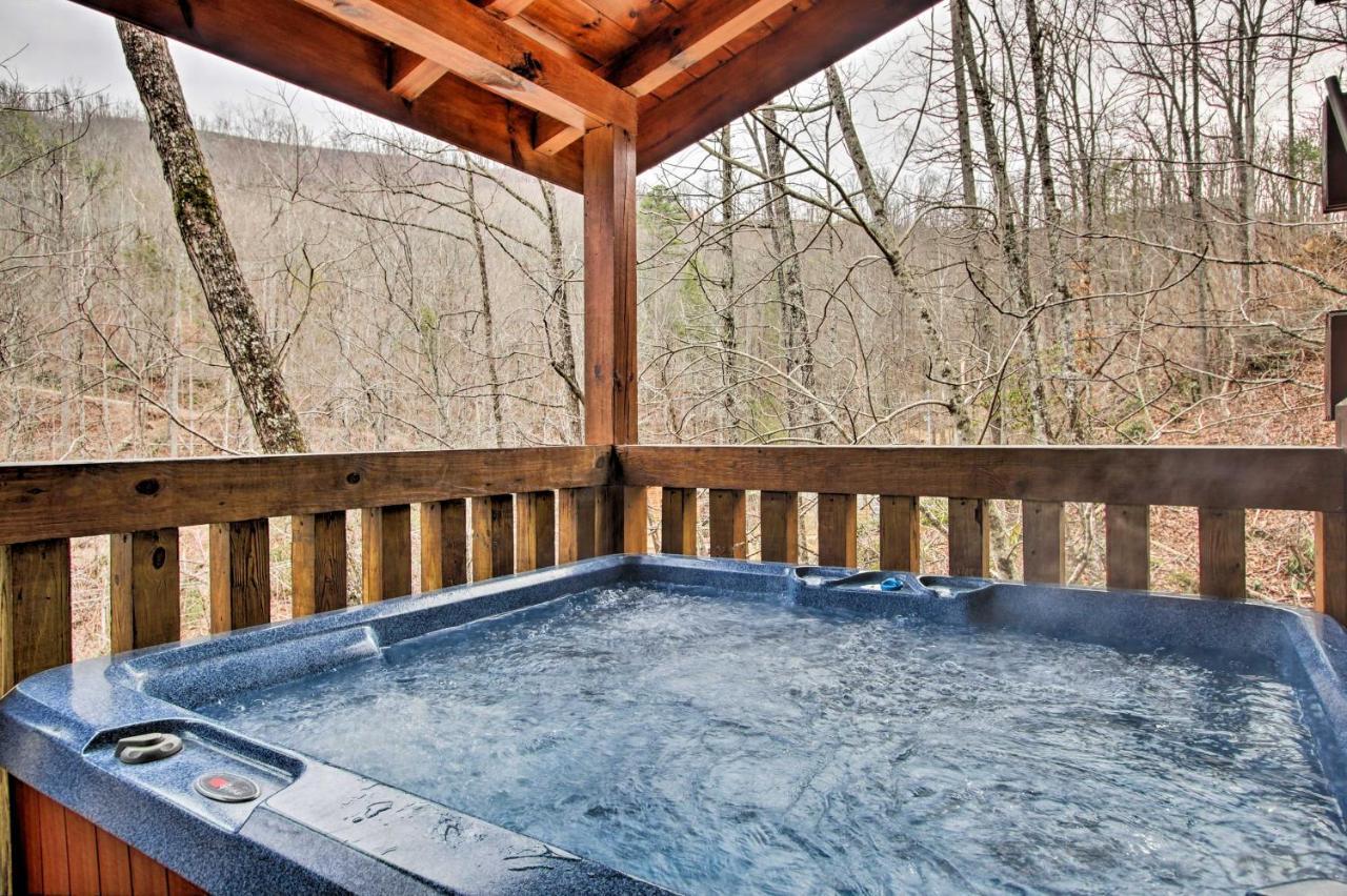 Villa Gatlinburg Mountainside Escape With Deck And Hot Tub! Exterior foto